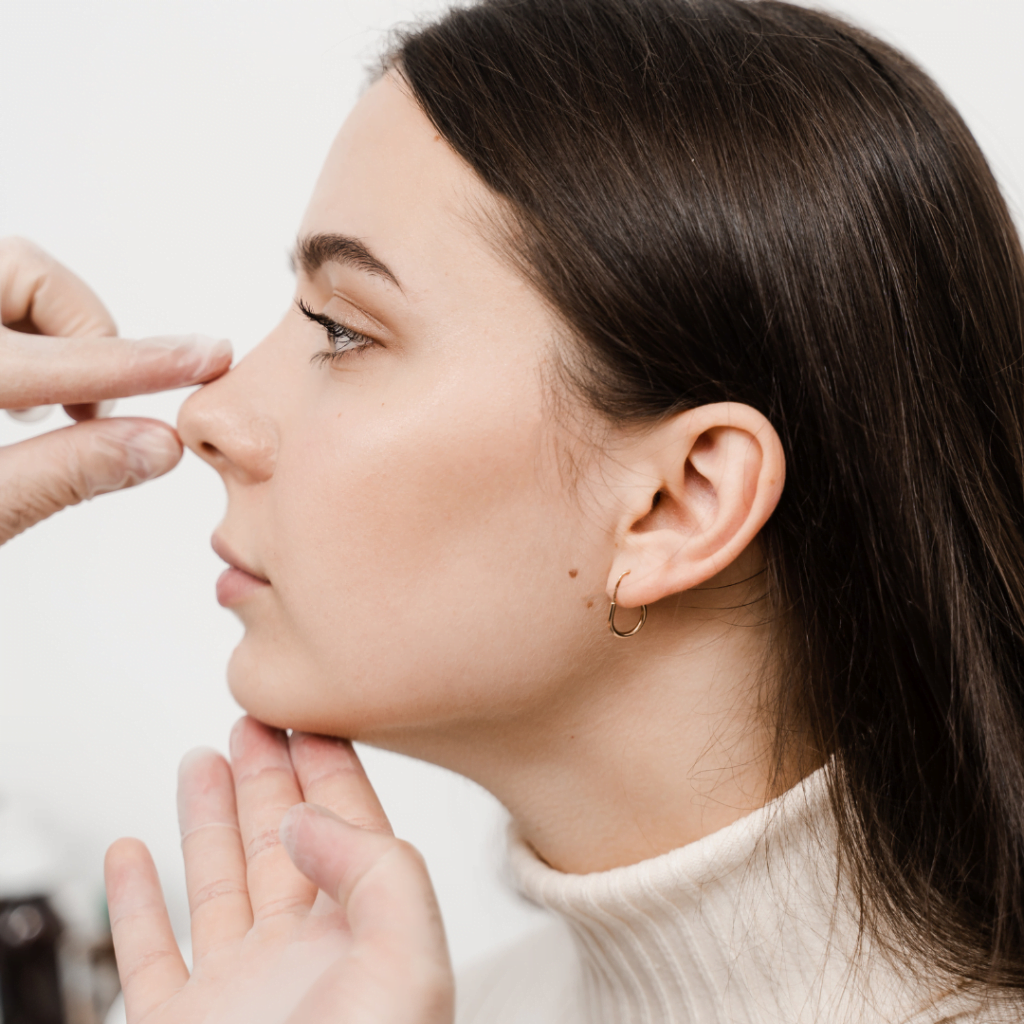 plastic surgery (1400 x 580 px) (Post de Instagram) (47)